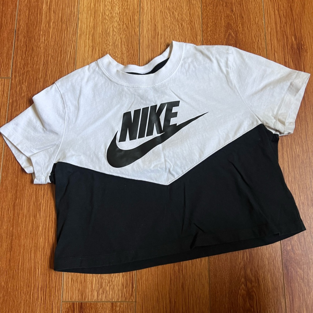 Nike crop top